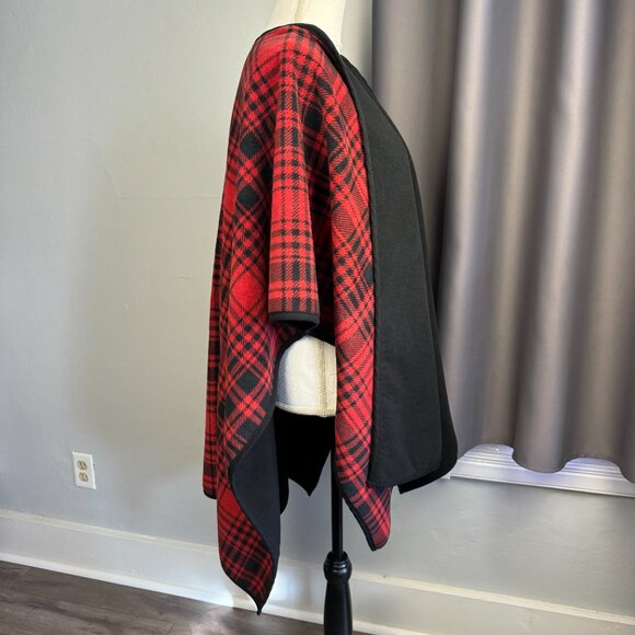 Fleece Red Black Buffalo Plaid Wrap Cape Blanket Poncho Reversible One Size Wmns - Picture 8 of 14